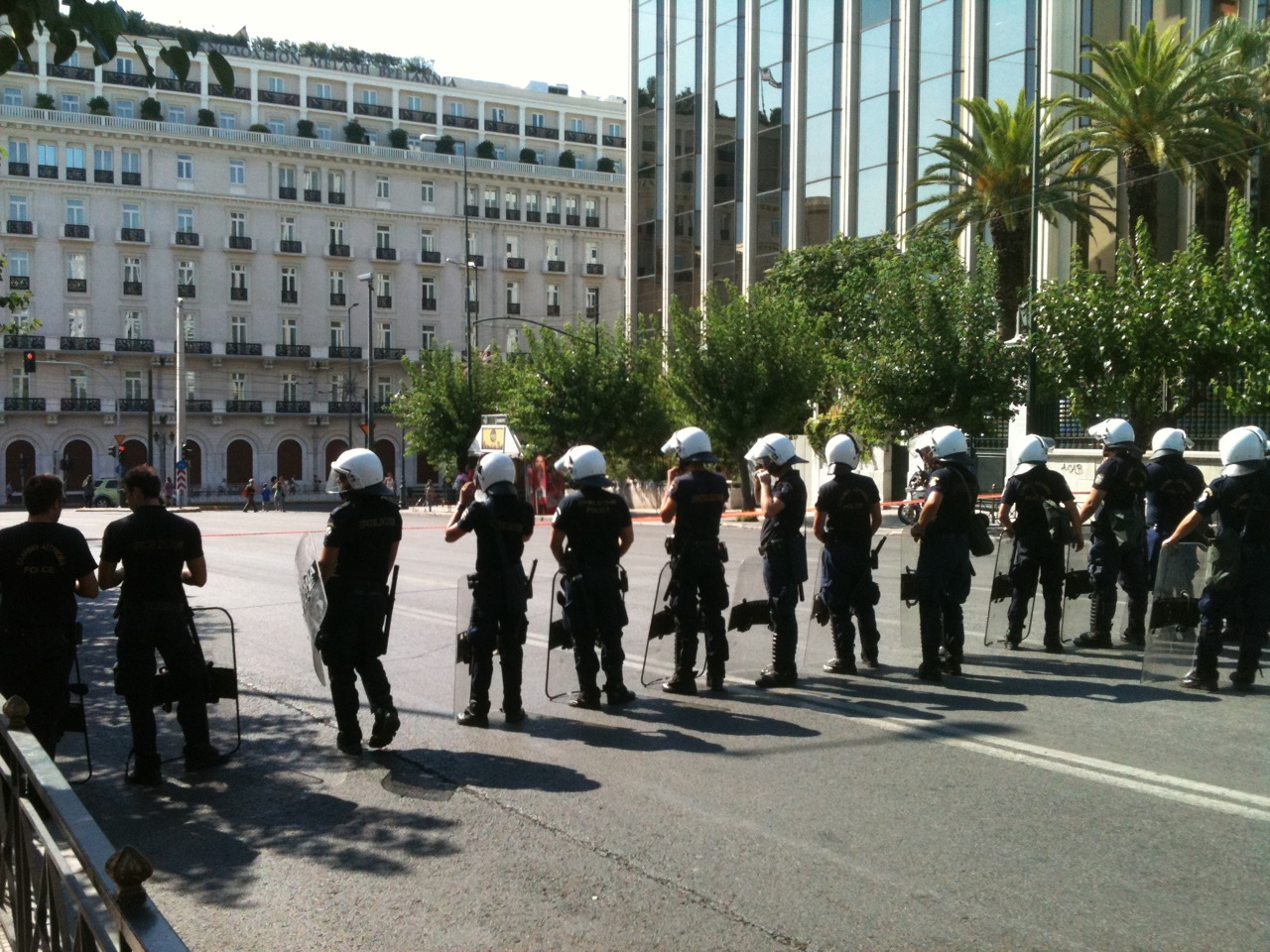 Στη Βουλή σε λίγο οι οδηγοί φορτηγών