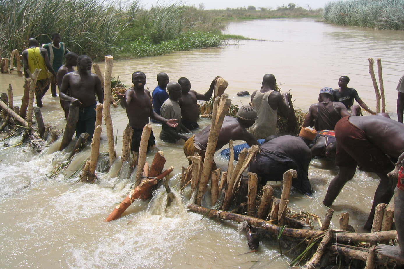 Είκοσι νεκροί από τη βύθιση πλοιαρίου στον ποταμό Νίγηρα