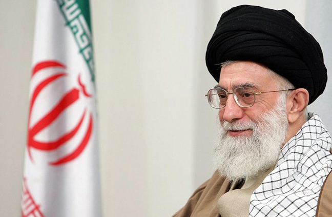 Στηρίζει τις συνομιλίες για τα πυρηνικά του Ιράν ο Χαμενεΐ