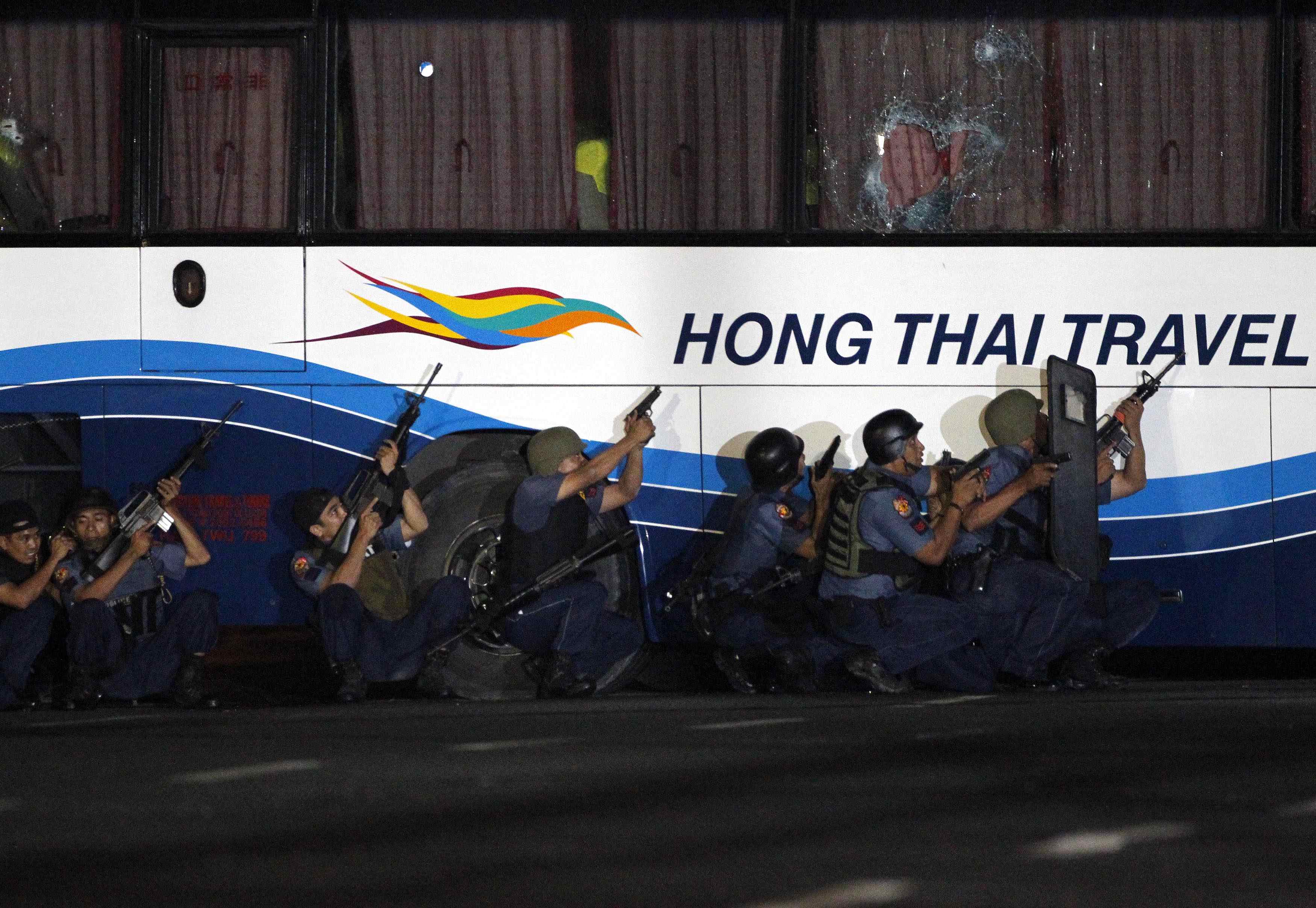 Εξηγήσεις απαιτεί το Χονγκ Κονγκ για την αποτυχημένη επιχείρηση στη Μανίλα