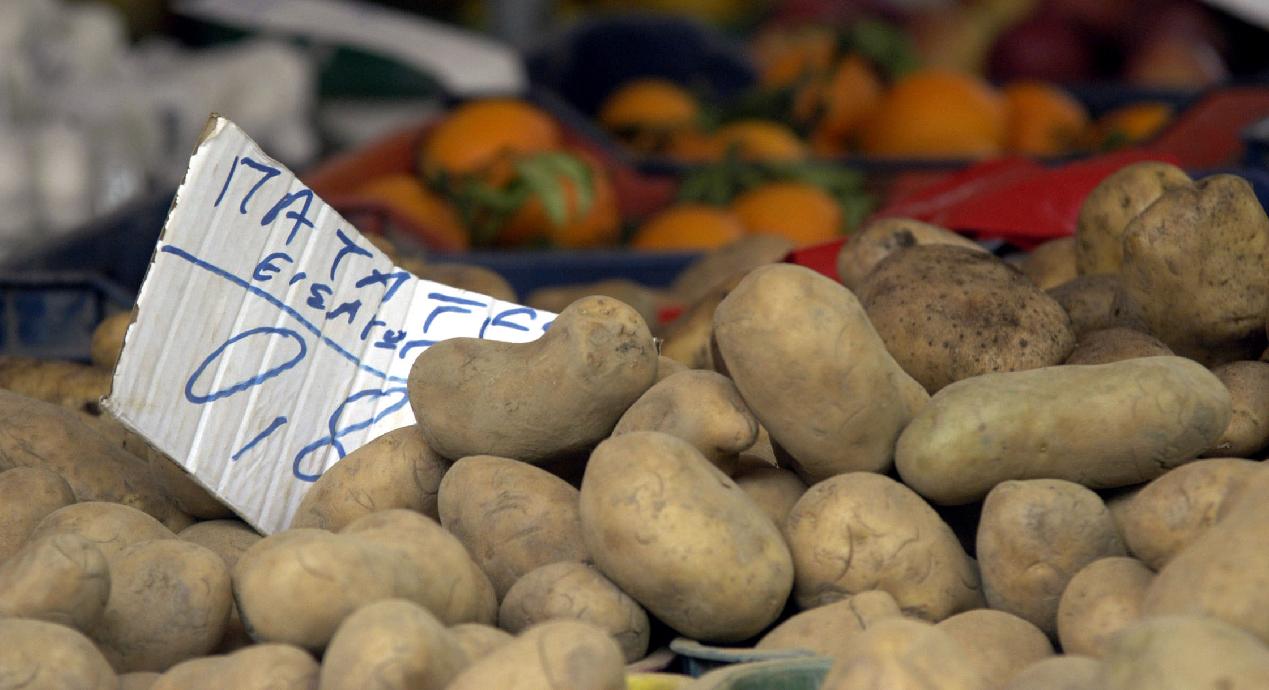 Αγρότες θα μοιράσουν δωρεάν πατάτες στην Πάτρα