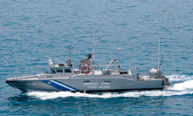 Ακυβέρνητο σκάφος με λαθρομετανάστες ανοιχτά της Λευκάδας