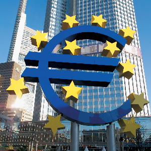 Βελτιώνεται το οικονομικό κλίμα στην Ευρωζώνη