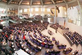 Κόντρες στη γερμανική Βουλή για το Δημοσιονομικό Σύμφωνο