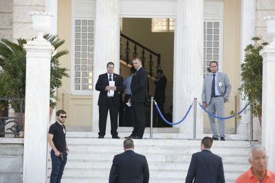 Δρακόντεια μέτρα ασφαλείας στις Σπέτσες