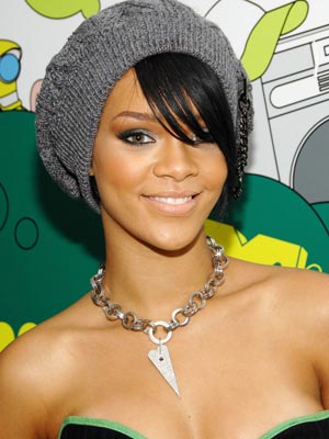 Η Rihanna δεν θέλει να τη δουν λυπημένη