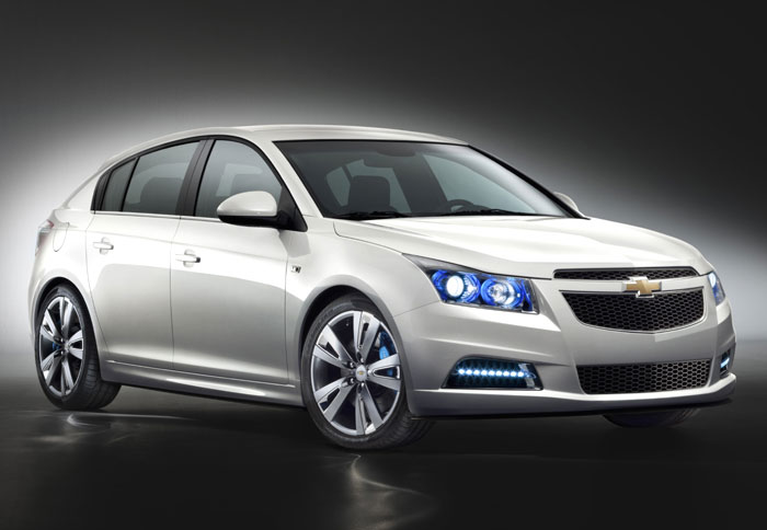 Αποκαλυπτήρια για το Chevrolet Cruze 5d