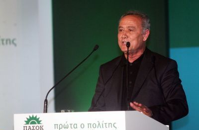 «Να αποχωρήσει τώρα το ΠΑΣΟΚ από την κυβέρνηση»