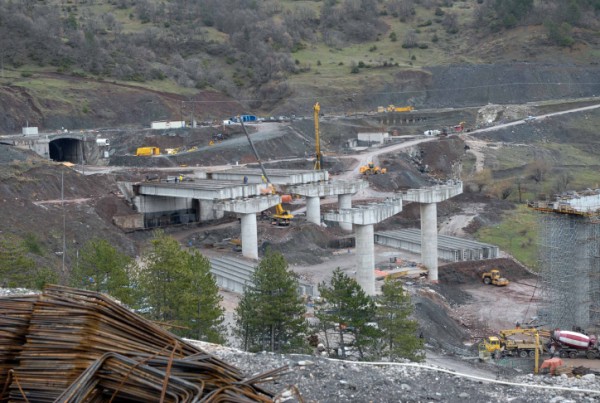 Προστασία από τους πιστωτές ζητά η ΑΤΤΙ-ΚΑΤ