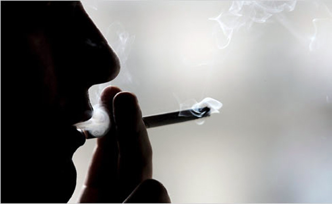 Αυστηρότερη νομοθεσία κατά του καπνίσματος