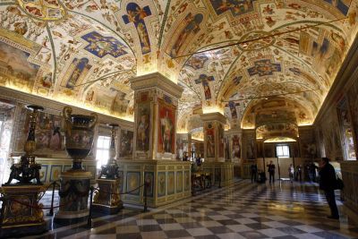 Η βιβλιοθήκη του Βατικανού ανοίγει ξανά τις πύλες της