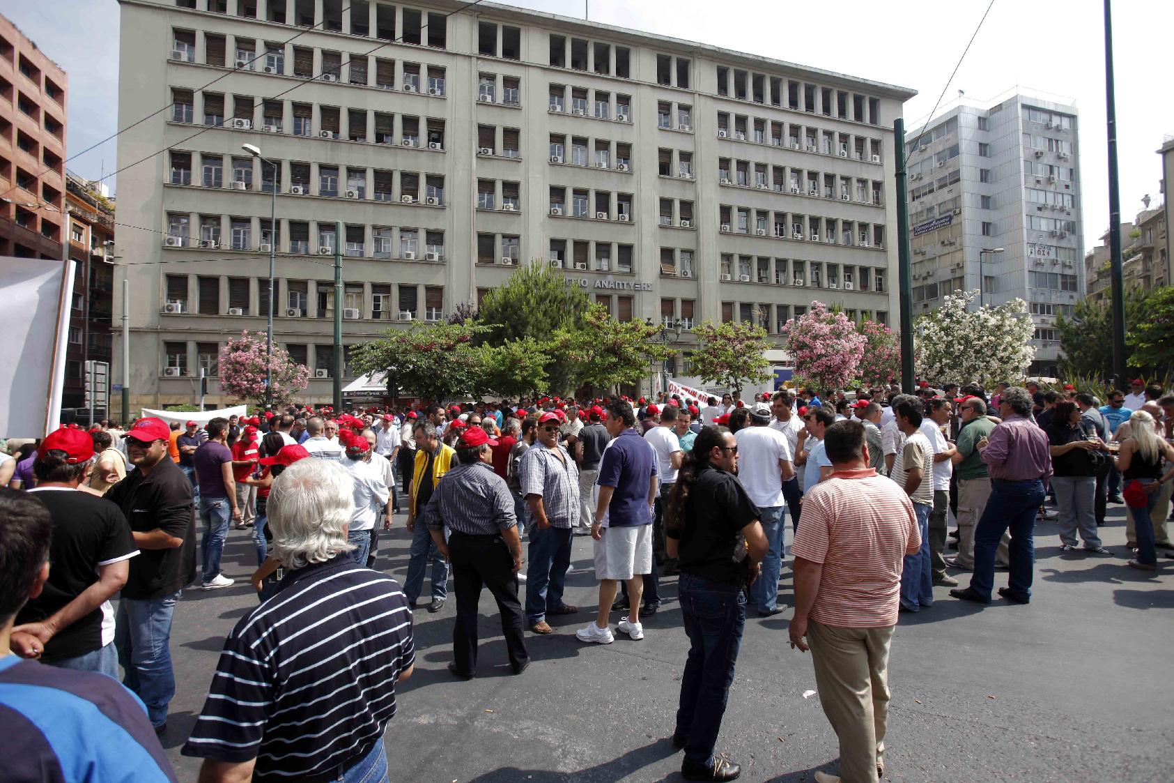 Συμβολική κατάληψη στο υπουργείο Περιφερειακής Ανάπτυξης