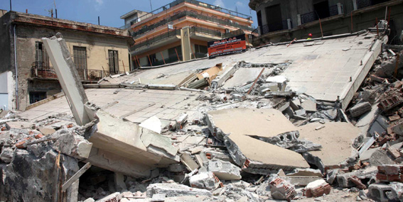 Προβλέπει βλάβες στα κτίρια από ενδεχόμενο σεισμό