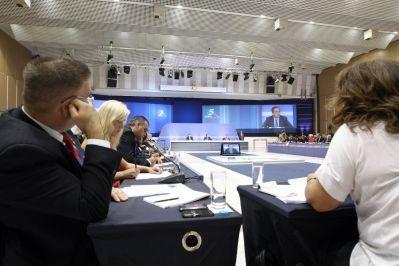 «Δε χρειαζόμαστε μπαμπούλα»