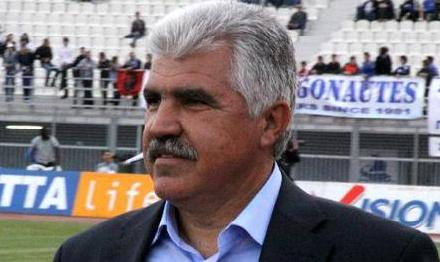 Το «ρόπαλο» στον Παράσχο