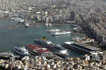 Απαγόρευση κυκλοφορίας σε σκάφη στον Πειραιά