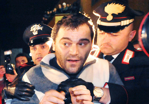 Καφές με την επωνυμία… της ναπολιτάνικης μαφίας