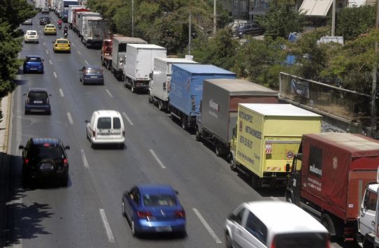 «Φορτωμένη» η εθνική οδός Θεσσαλονίκης-Αθηνών