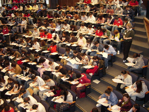 Ανακοινώθηκαν οι δικαιούχοι στέγασης στις φοιτητικές εστίες του ΔΠΘ στην Κομοτηνή