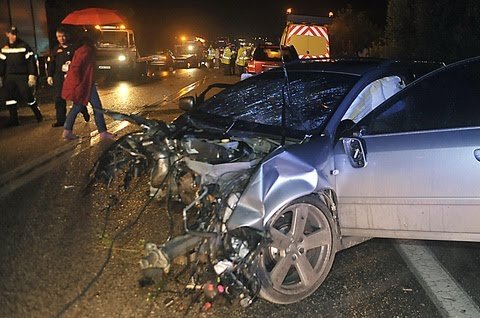 Ένας νεκρός από μετωπική σύγκρουση με φορτηγό