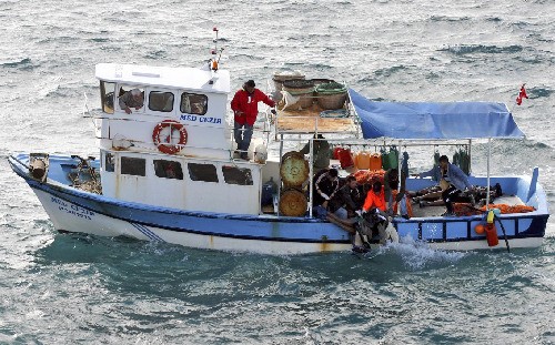 37 νεκροί από βύθιση πλοίου στον ποταμό Γάγγη