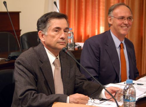 Αρνείται κάθε ευθύνη για τα δομημένα ο Γ. Κουρής
