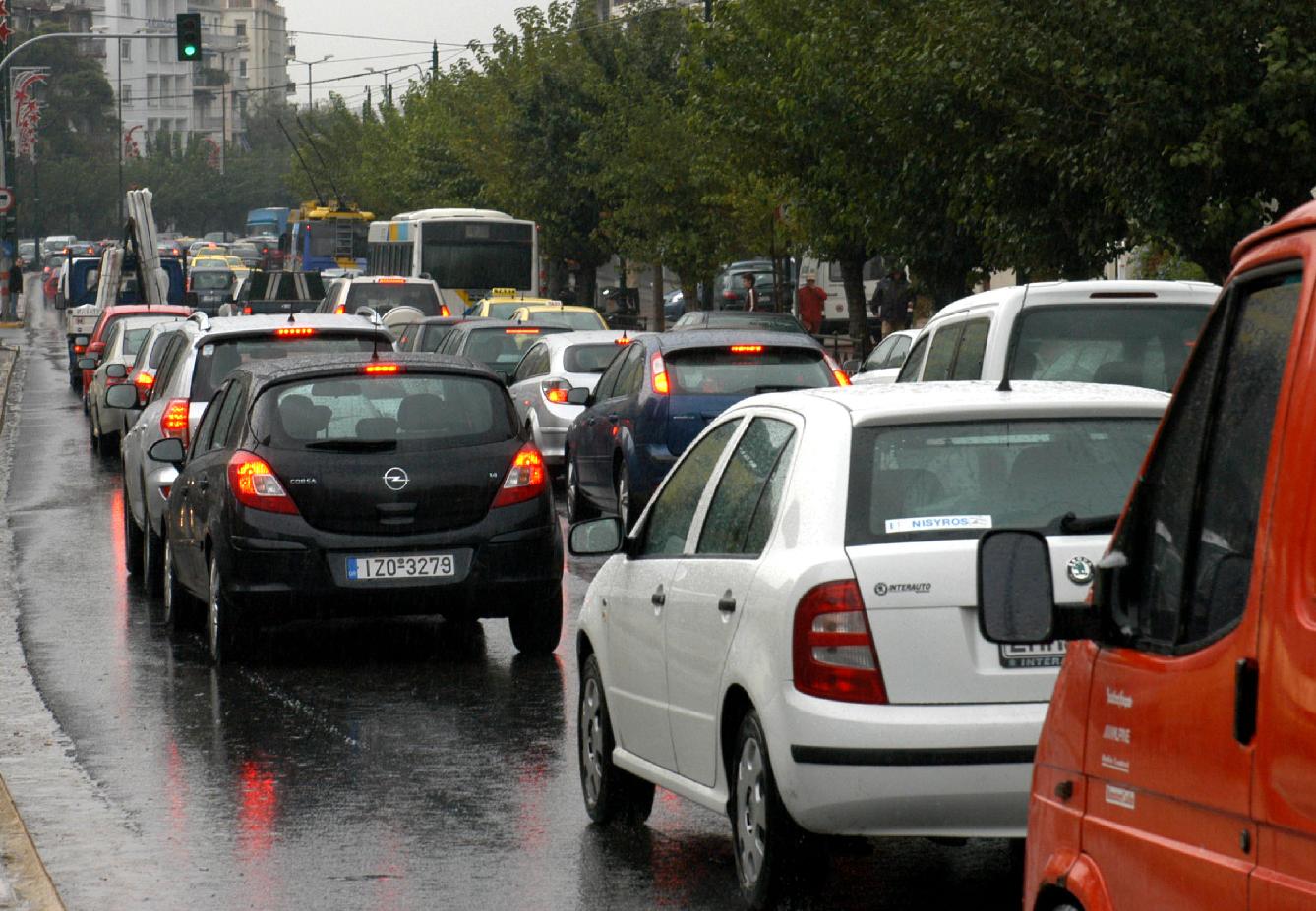 Δυσκολίες στους δρόμους της Αθήνας