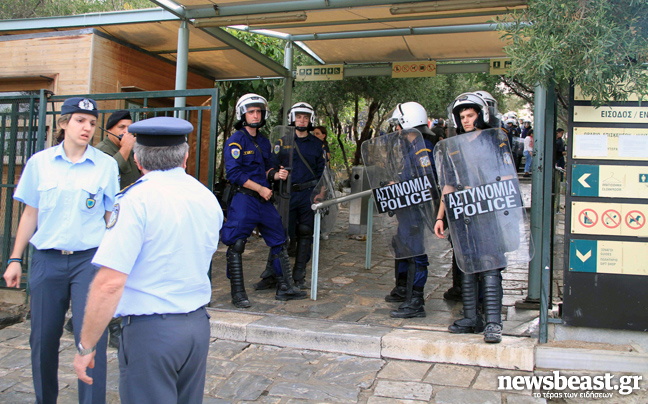 Ακρόπολη: Συνέχιση των κινητοποιήσεων αποφάσισαν οι συμβασιούχοι του υπουργείου Πολιτισμού