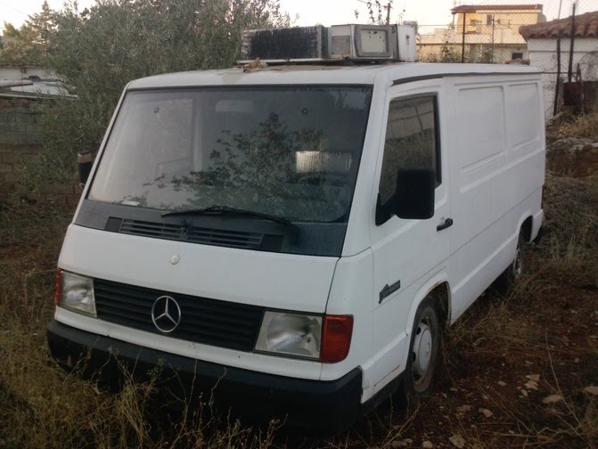Γυναίκα έκλεψε φορτηγό και τράκαρε!