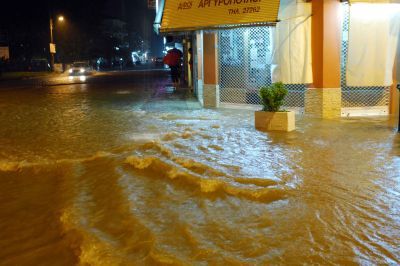 Πλημμύρες και πολλά προβλήματα στην Κορινθία