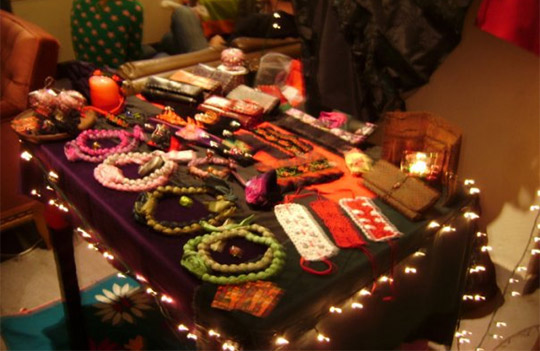 Το μηνιαίο Bazaar του Ash In Art