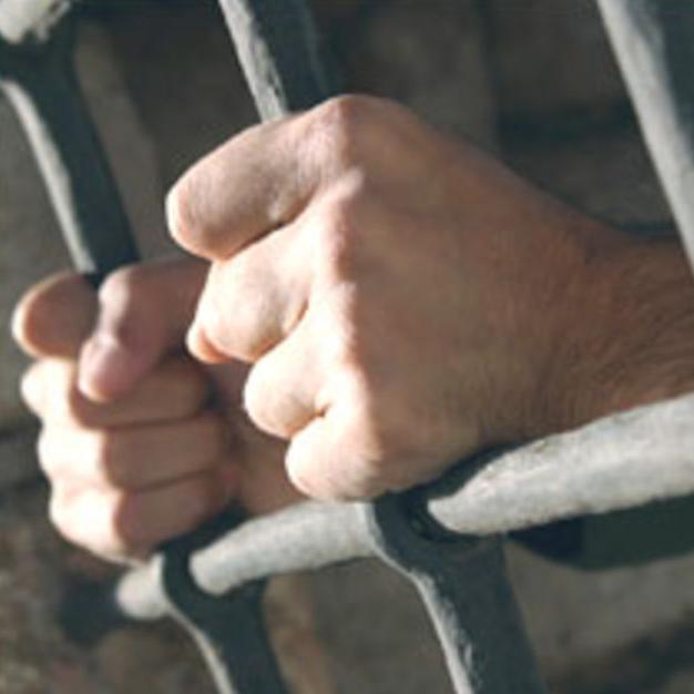 Στο εδώλιο 19 άτομα για επεισόδια στις φυλακές Διαβατών