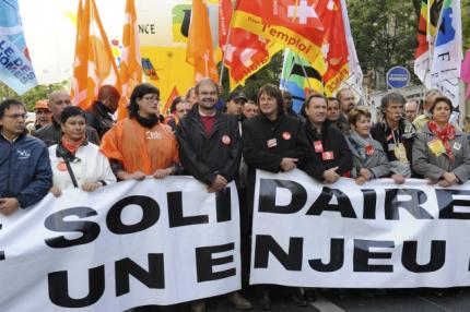 Σε απεργιακό κλοιό η Γαλλία