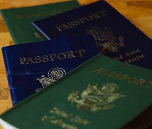 «Στα πράσα» με πλαστά διαβατήρια