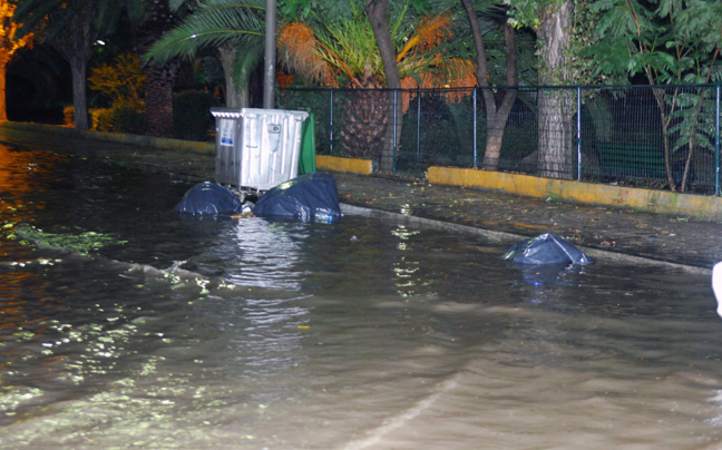 Σοβαρές ζημιές στα Ιωάννινα από τις σφοδρές βροχοπτώσεις