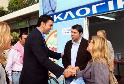 Επίθεση στο προεκλογικό περίπτερο του Β. Κικίλια