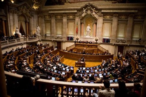 Ψηφίστηκε ο προϋπολογισμός στην Πορτογαλία