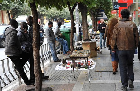 Το παραεμπόριο «απασχολεί» το Μπουτάρη