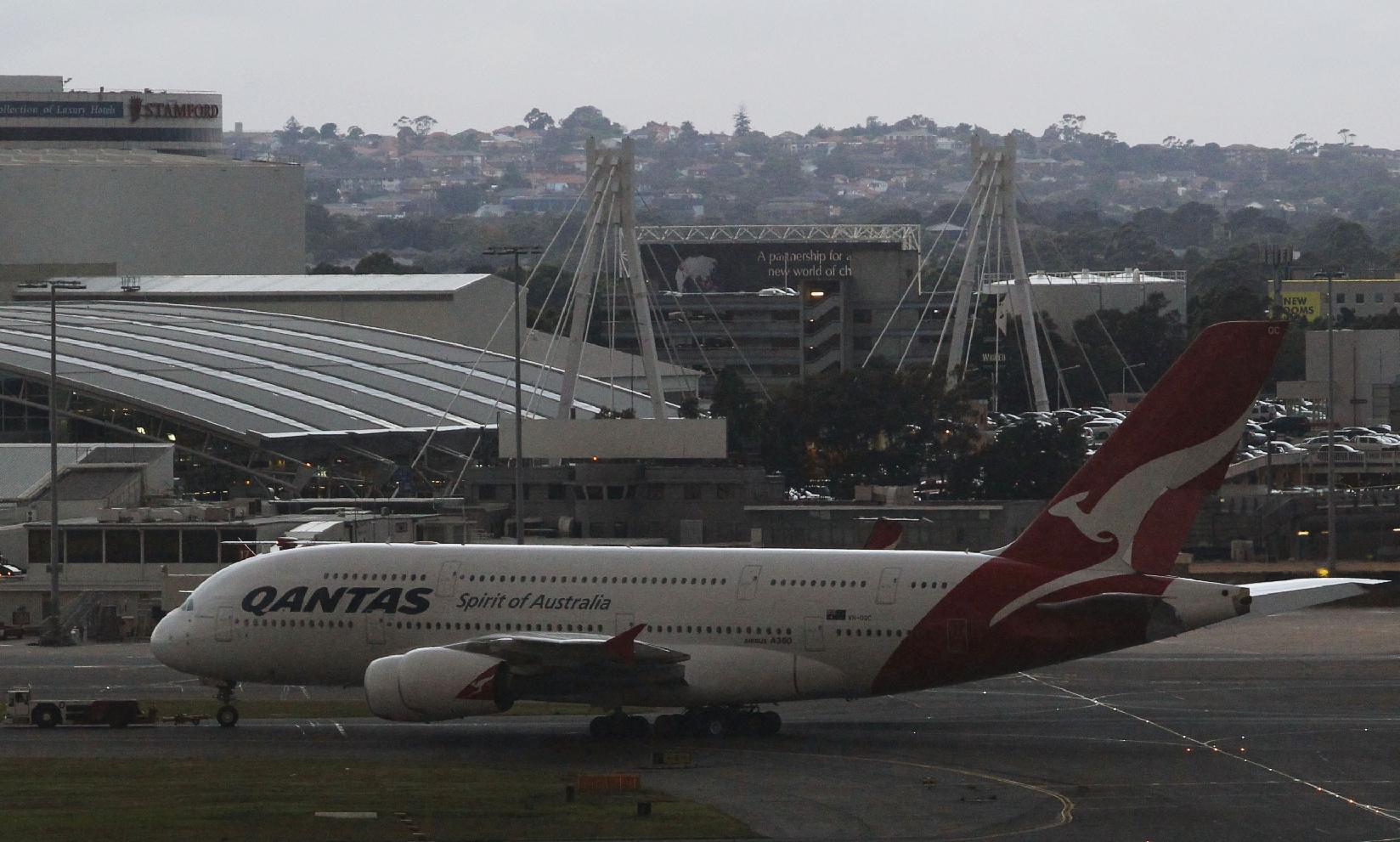 «Καθηλωμένα» τα αεροσκάφη της Qantas