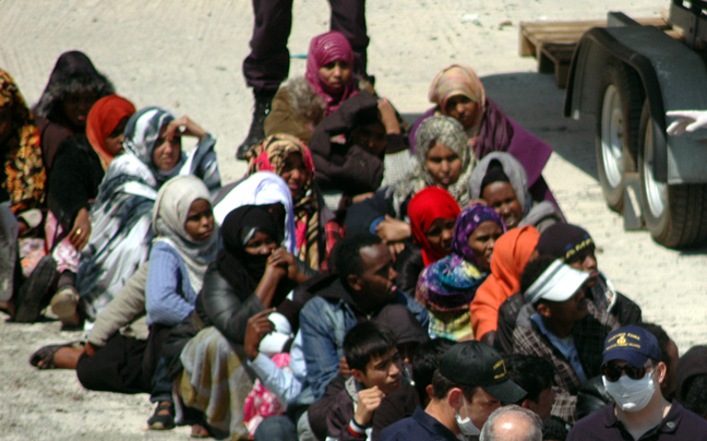 Έλληνες διακινητές μετέφεραν 14 λαθρομετανάστες στη χώρα