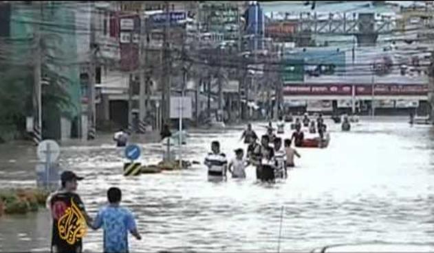 Στους 140 οι νεκροί από τις πλημμύρες στην Ταϊλάνδη