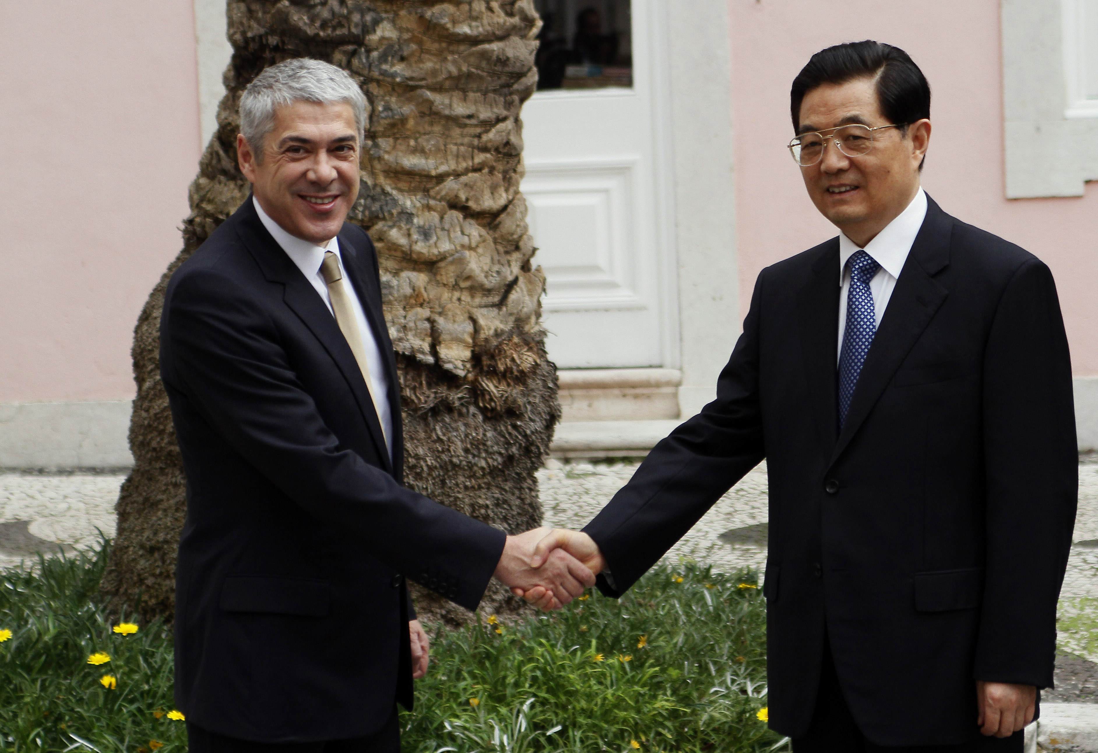 Η Κίνα θα στηρίξει τις προσπάθειες της Λισαβόνας