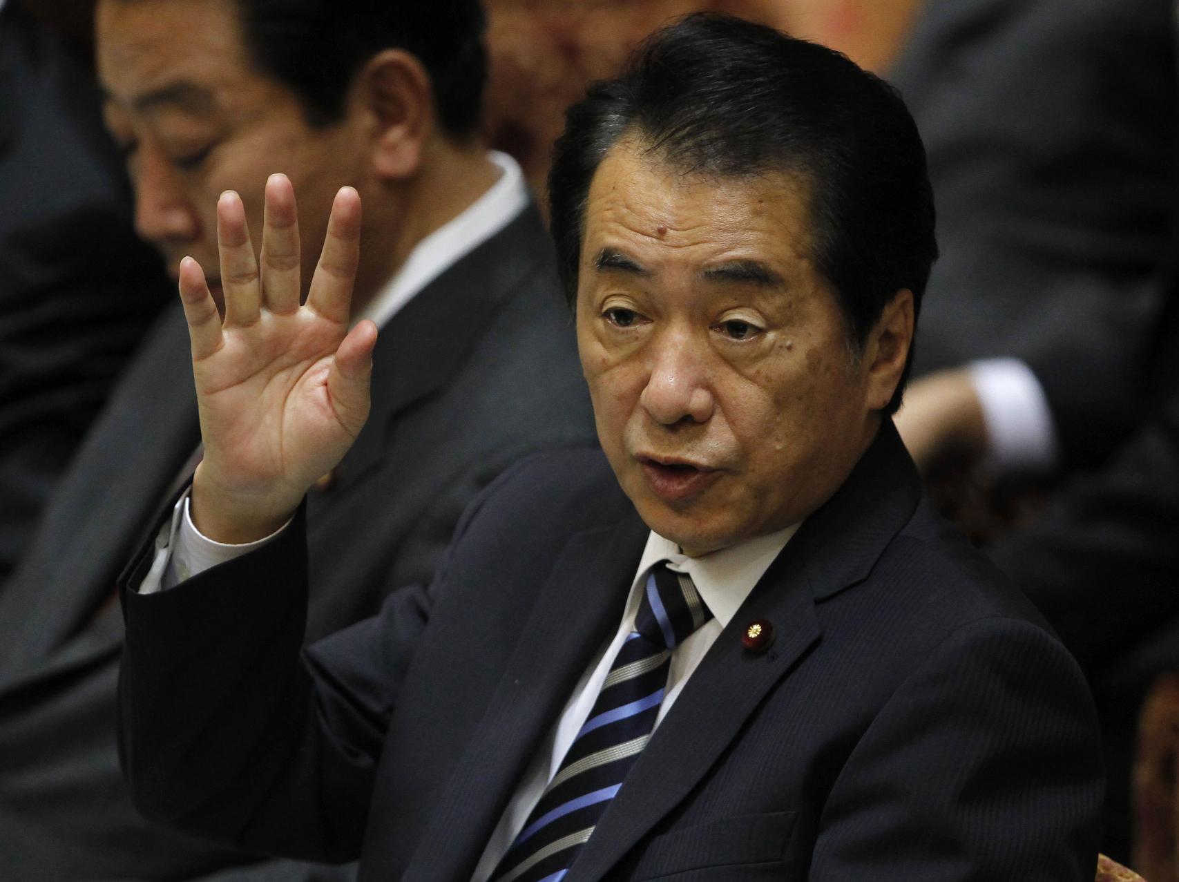 Ο ιάπωνας πρωθυπουργός στις κατεστραμμένες περιοχές