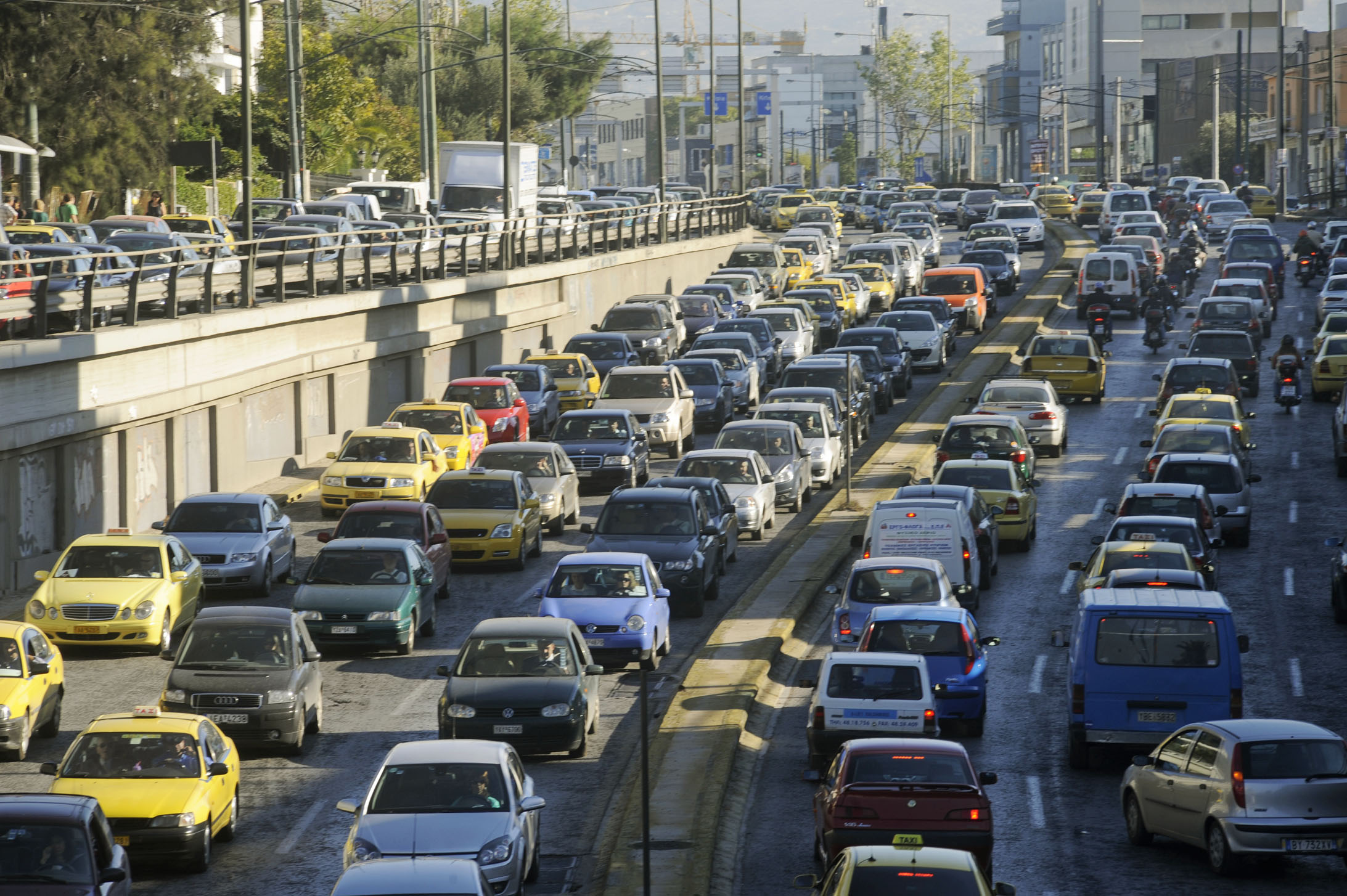 Ταλαιπωρία για τους οδηγούς στους δρόμους της Αθήνας