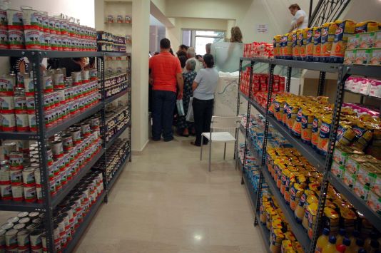 Δωρεάν διανομή τροφίμων στο δήμο ανατ. Μάνης