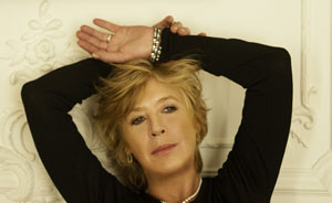 H Marianne Faithfull επιστρέφει
