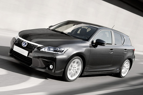 Οι τιμές του υβριδικού Lexus CT200h