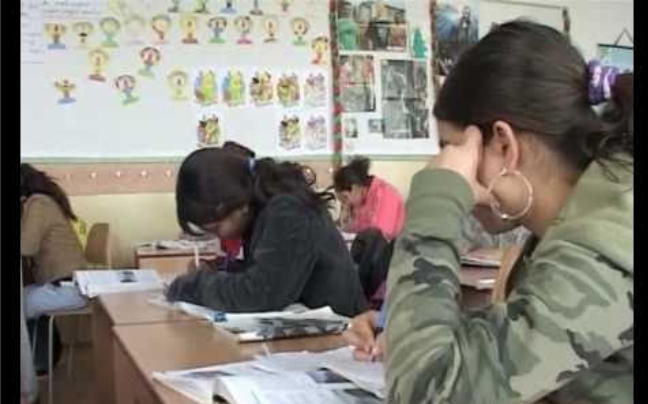 Υποχρέωση και ανάγκη η εγγραφή Ρομά στα σχολεία