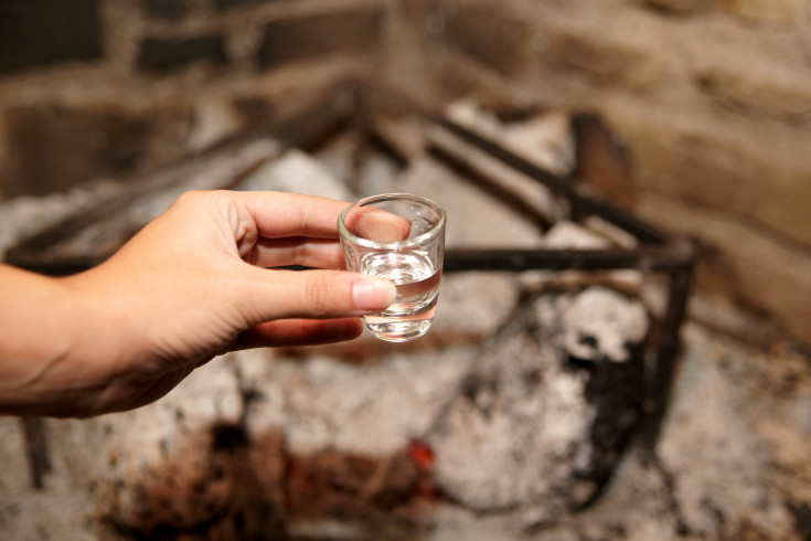 Ανησυχία για ούζο, τσικουδιά, τσίπουρο και μαστίχα Χίου