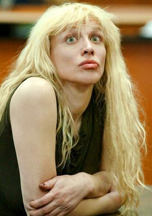 Μήνυση στην Courtney Love